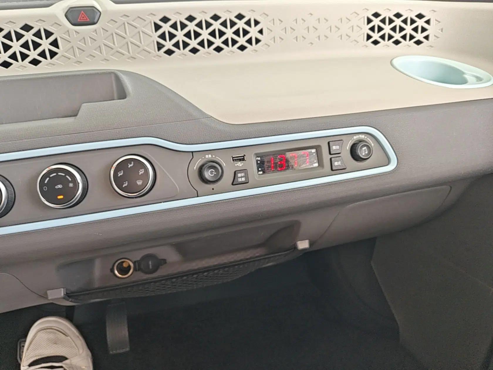 Dongfeng Fengon MINIEV 2022 Shishi Style Luxury Version — миниатюра 15