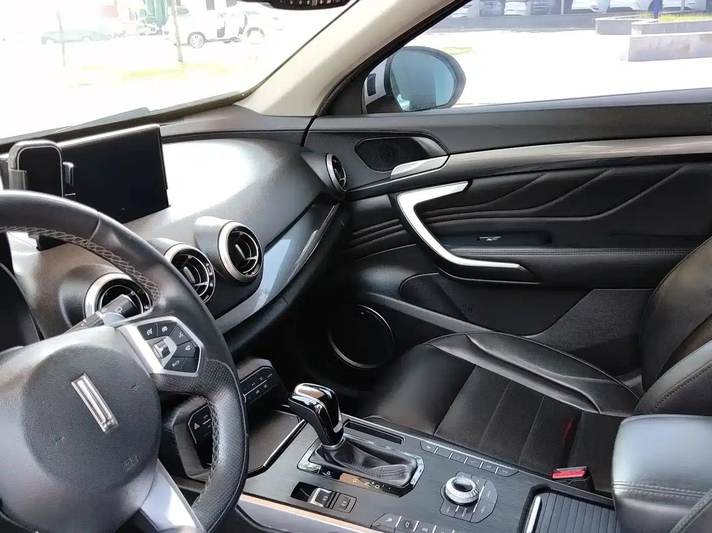 Weipai VV7 2017 2.0T Flagship Edition — миниатюра 9