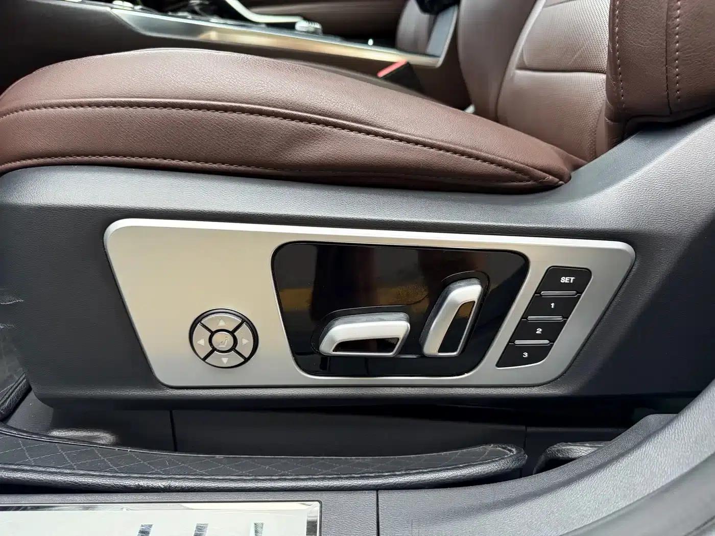 Weipai VV7 2017 2.0T Flagship Edition — миниатюра 10