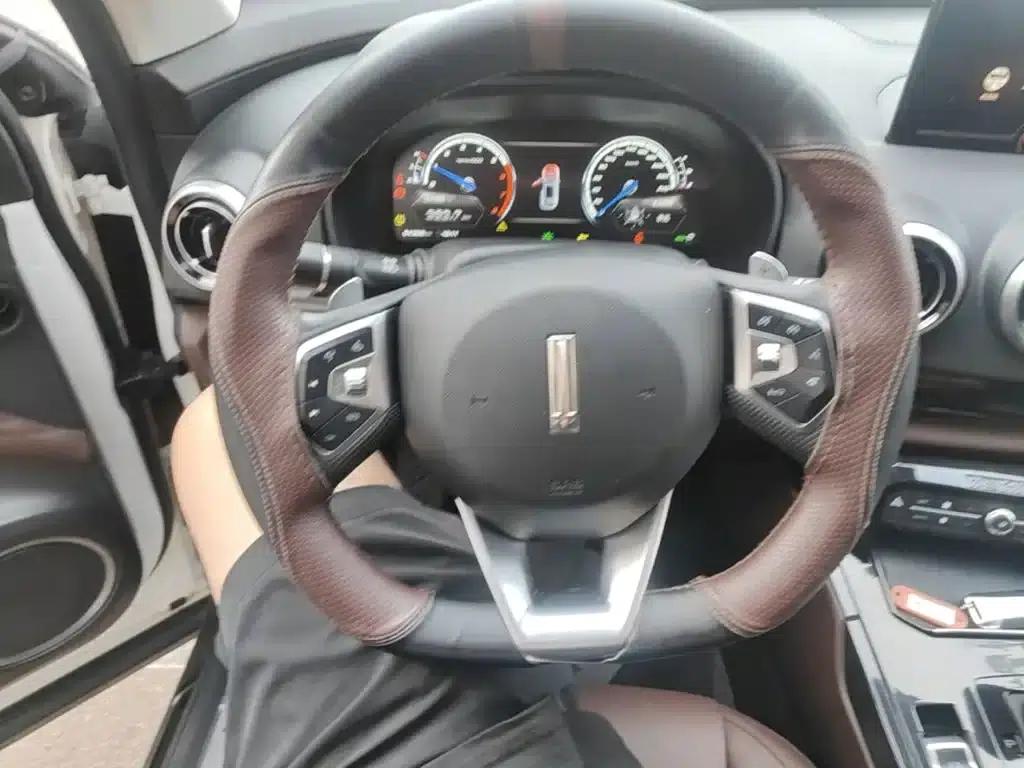 Weipai VV7 2017 2.0T Super Luxury Edition — миниатюра 11