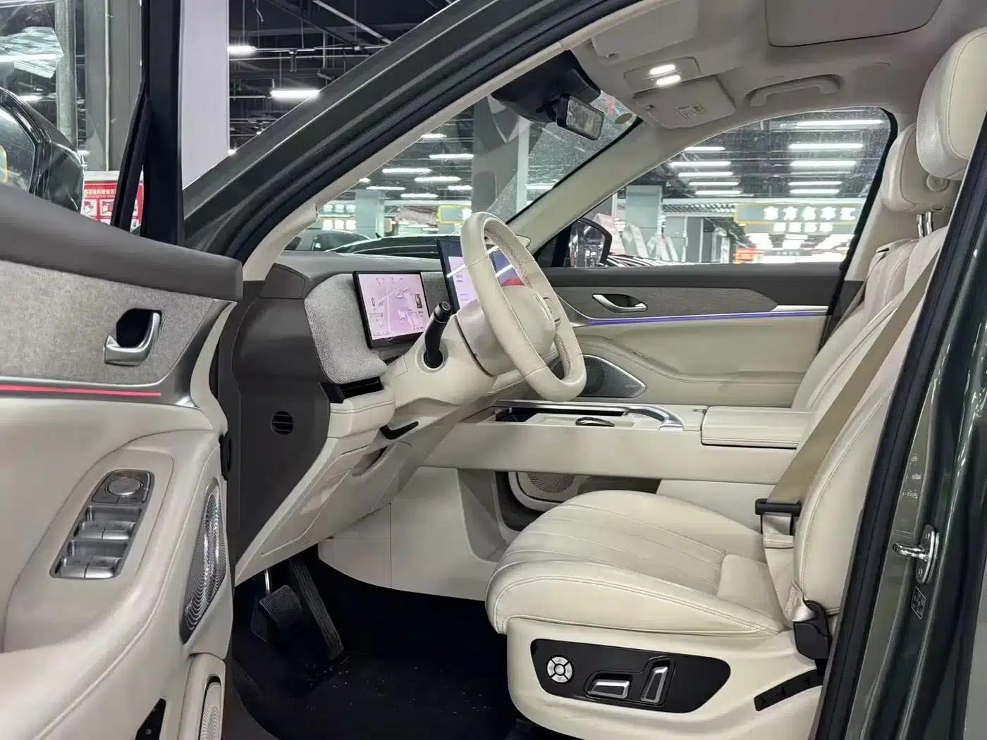 Weipai Blue Mountain 2025 Four-Wheel Drive Ultra — миниатюра 4