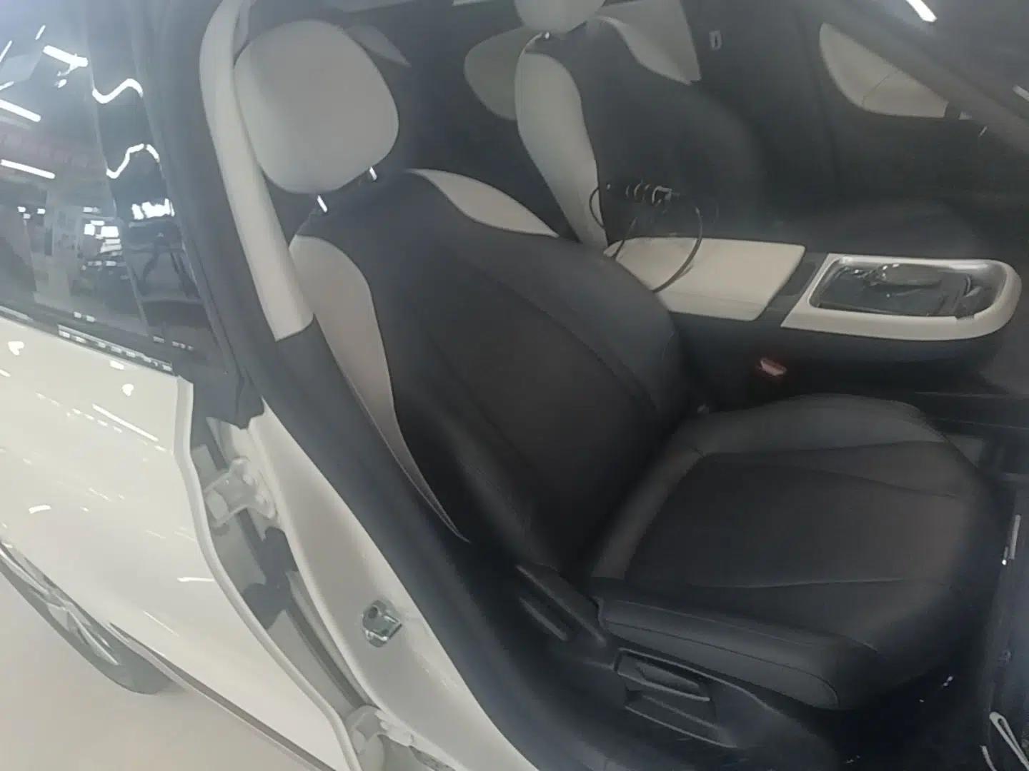 Dongfeng NAMMI 01 2026 Model Originality Edition 330Air — миниатюра 19