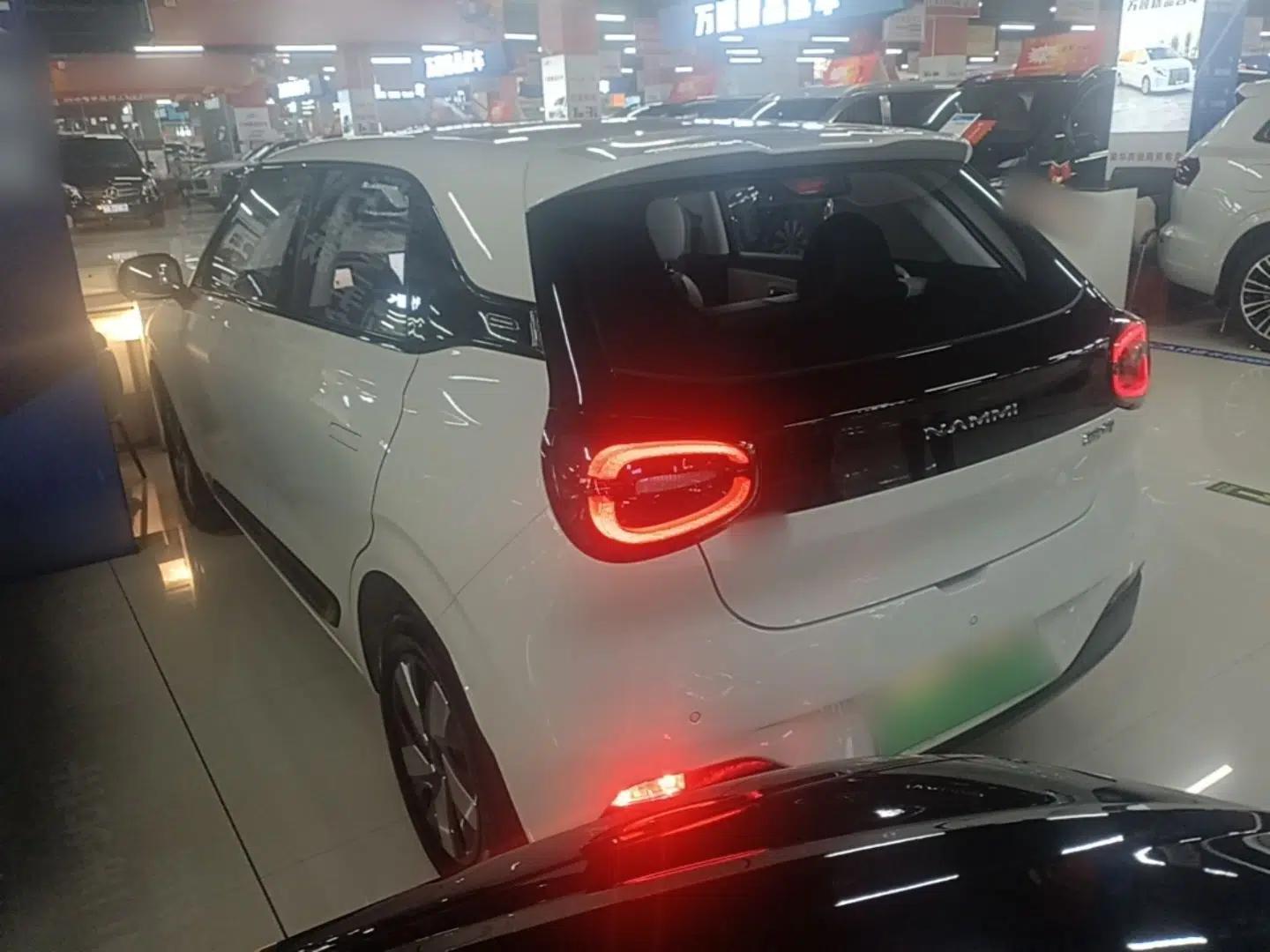 Dongfeng NAMMI 01 2026 Model Originality Edition 330Air — миниатюра 4