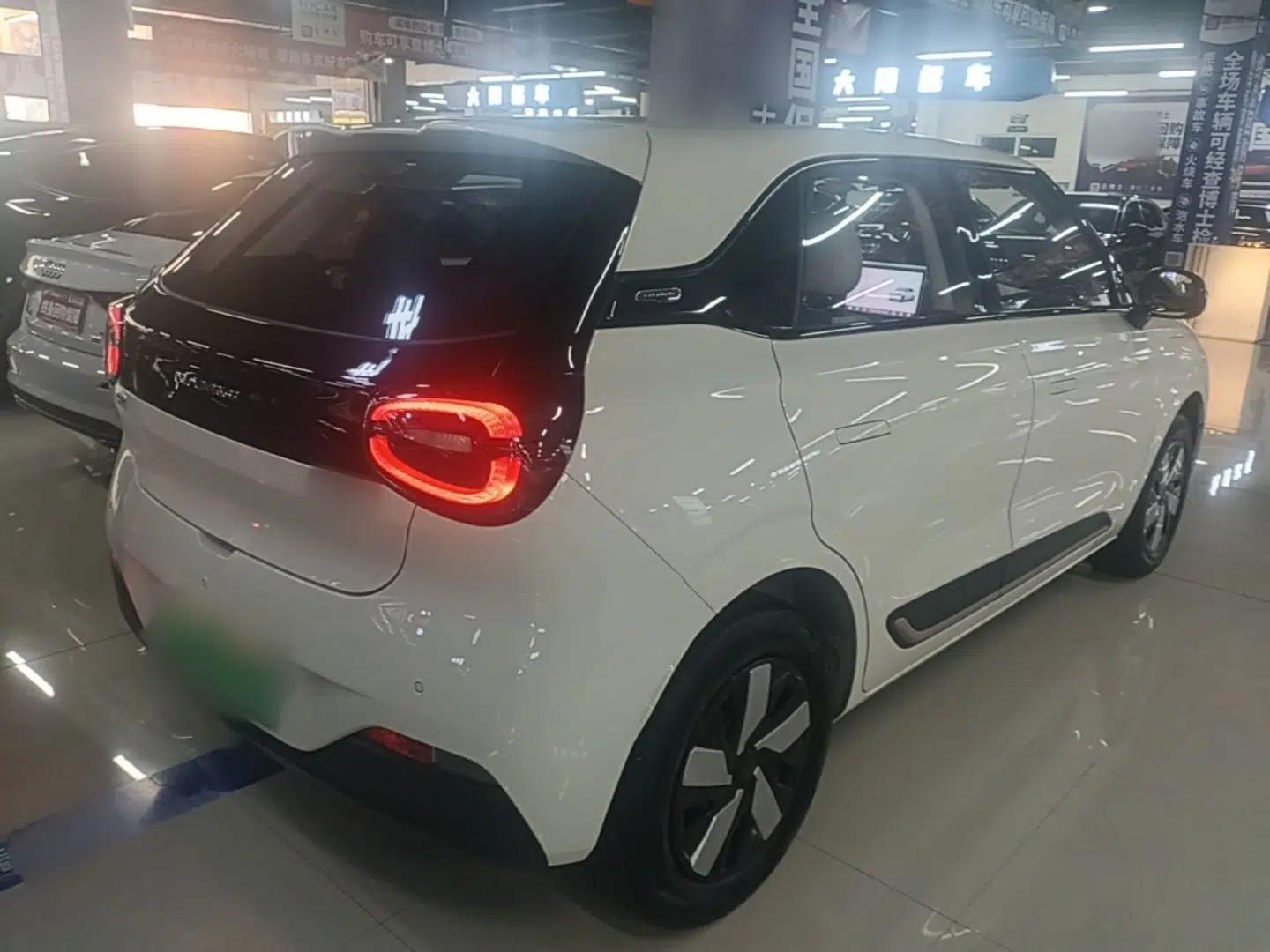 Dongfeng NAMMI 01 2026 Model Originality Edition 330Air — миниатюра 6