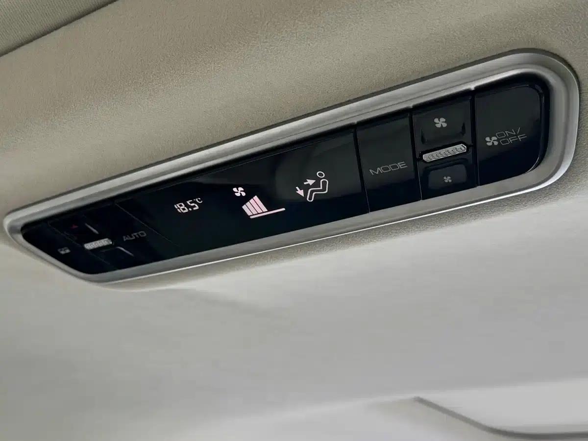 Weipai Gaoshan 2023 Four-Wheel Drive Flagship Edition — миниатюра 26