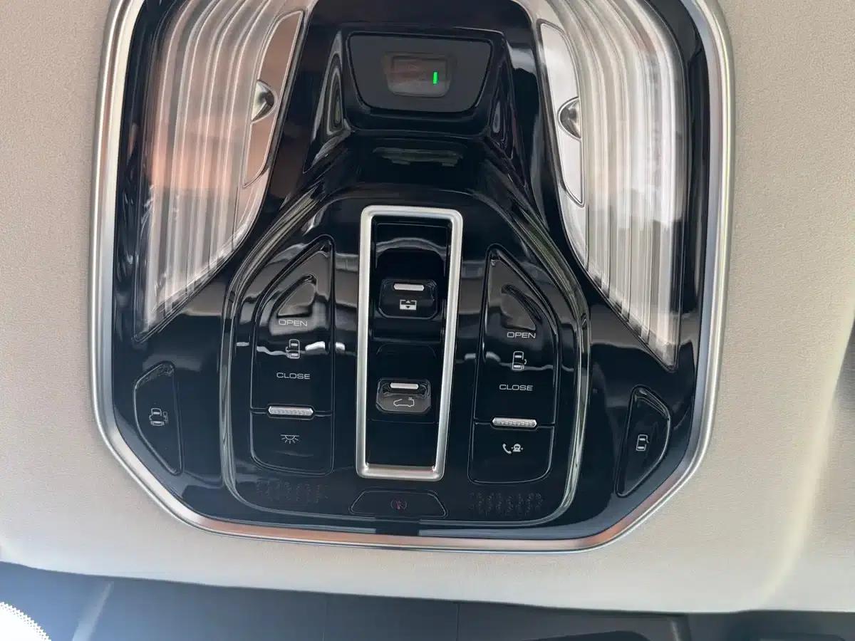 Weipai Gaoshan 2023 Four-Wheel Drive Flagship Edition — миниатюра 41