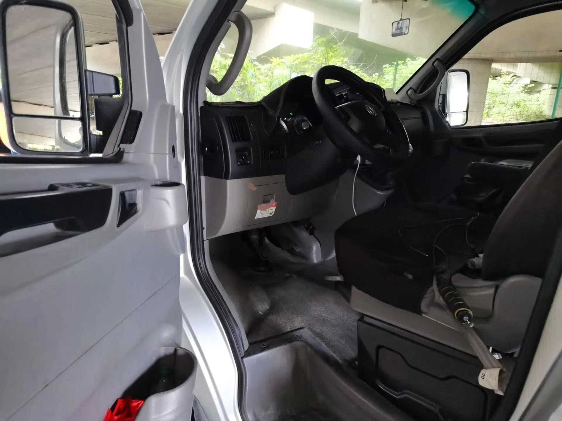 Dongfeng Yufeng 2016 2.5T Lingyun Edition Yulibao High-End Long Wheelbase Mid-Roof ZD25 — миниатюра 16