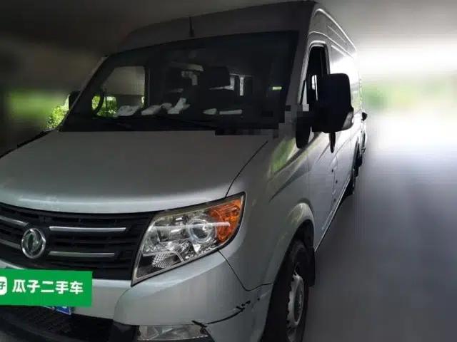 Dongfeng Yufeng 2016 2.5T Lingyun Edition Yulibao High-End Long Wheelbase Mid-Roof ZD25