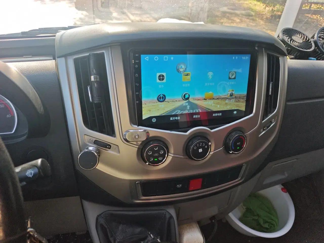 Dongfeng Yufeng 2020 2.5T V9 Logistics Vehicle Long Wheelbase Mid-Roof Design 6-9 Seater China V Emission Standard ZD25 — миниатюра 13