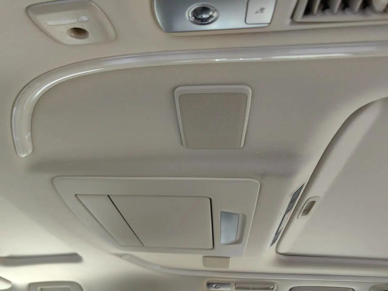 Toyota Alphard 2021 Dual-Engine 2.5L Luxury Edition — миниатюра 18