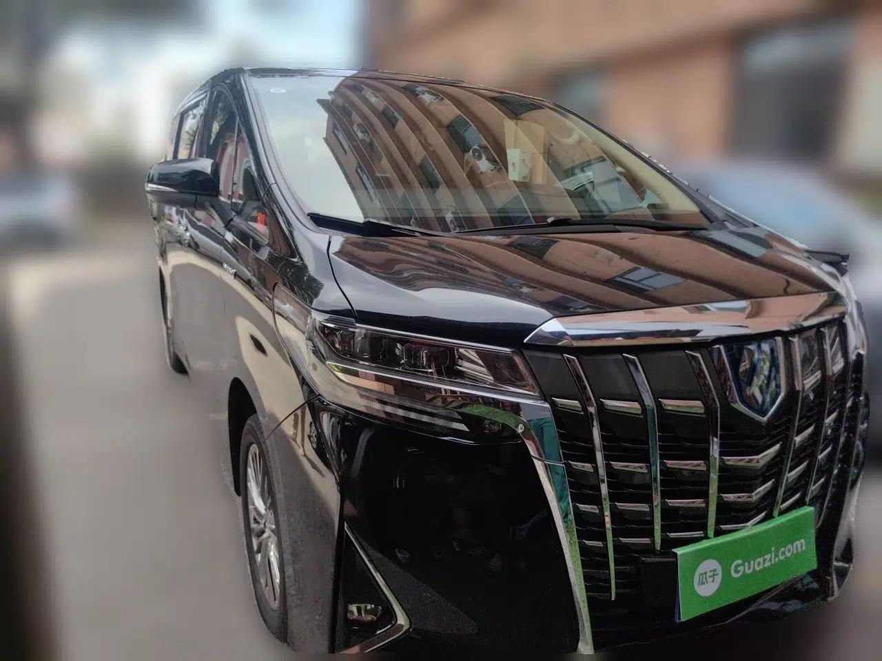 Toyota Alphard 2021 Dual-Engine 2.5L Luxury Edition — миниатюра 3