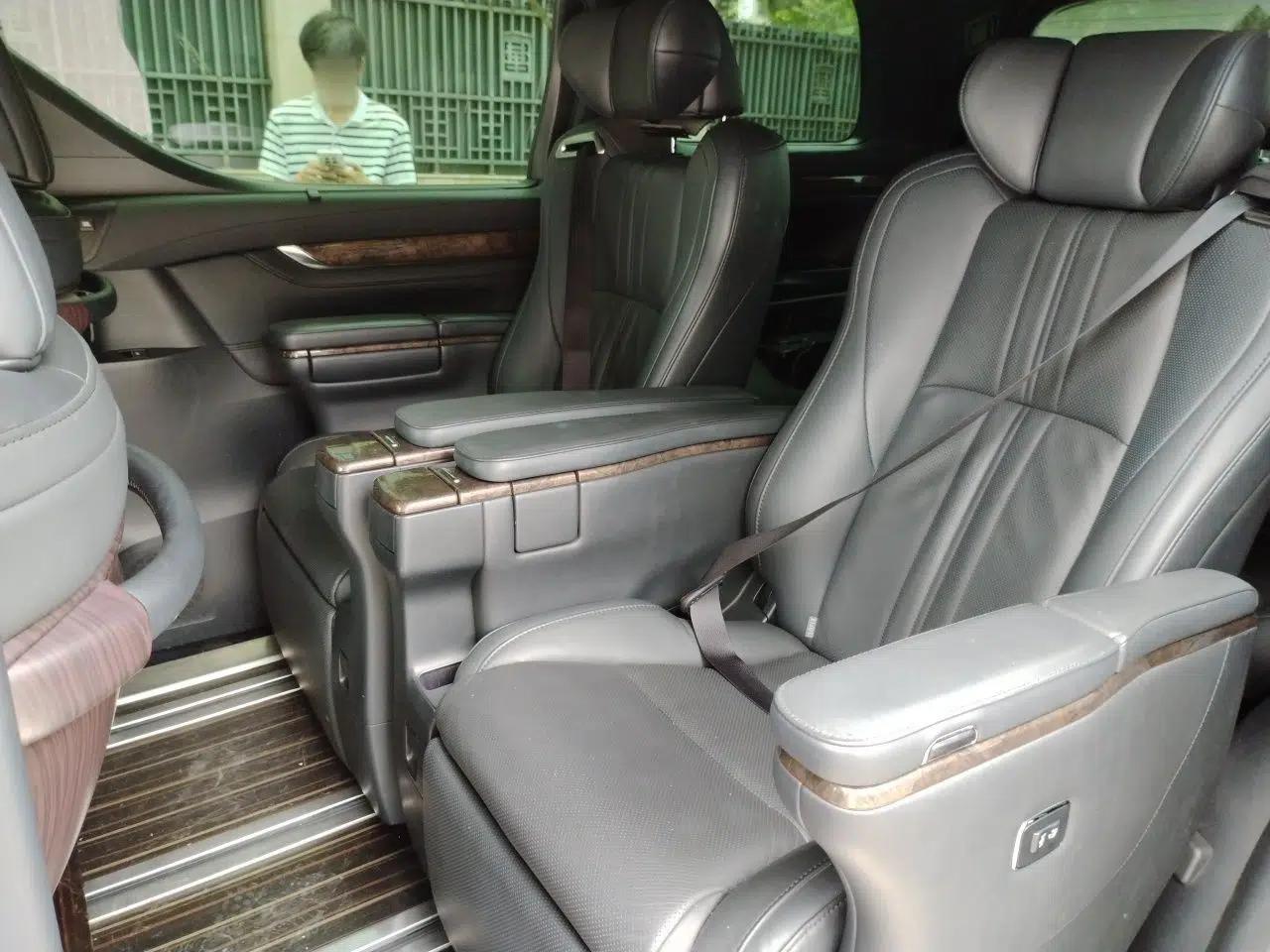 Toyota Alphard 2020 Dual-Engine 2.5L Prestige Edition — миниатюра 17