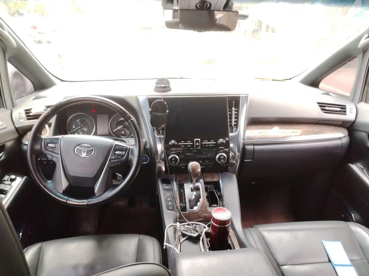 Toyota Alphard 2020 Dual-Engine 2.5L Prestige Edition — миниатюра 9