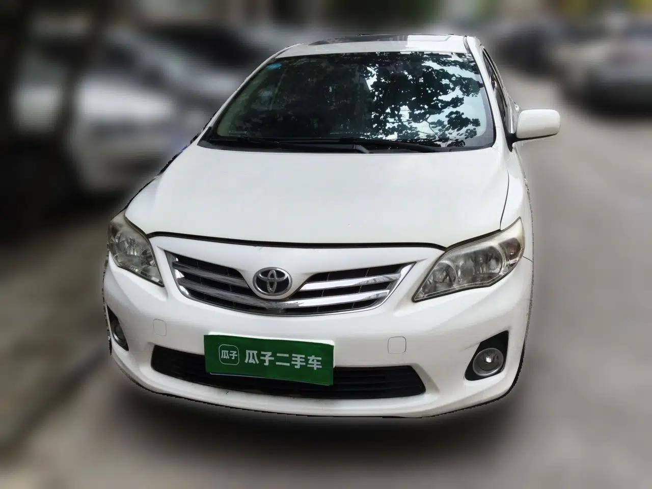 Toyota Corolla 2011 1.6L Automatic GL Sunroof Version — миниатюра 2