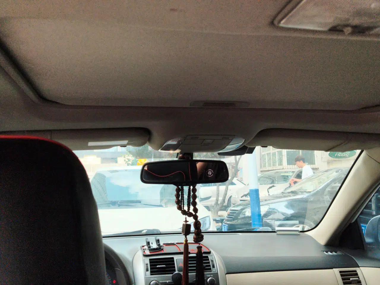 Toyota Corolla 2011 1.6L Automatic GL Sunroof Version — миниатюра 18