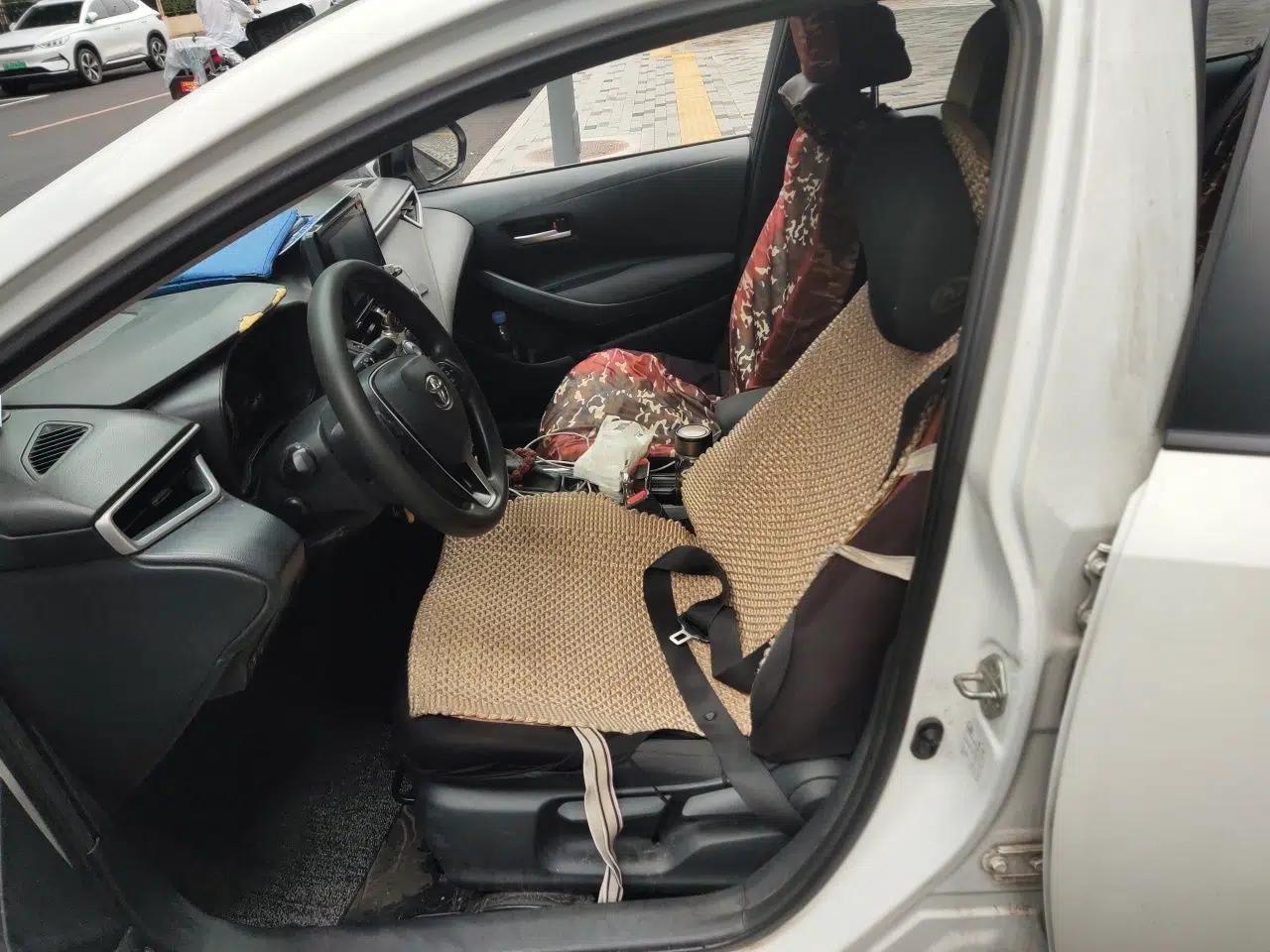 Toyota Corolla 2019 1.2T S-CVT GL Pioneer Edition — миниатюра 15