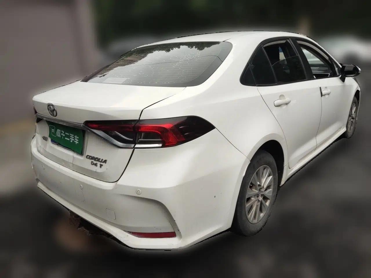 Toyota Corolla 2019 1.2T S-CVT GL Pioneer Edition — миниатюра 6