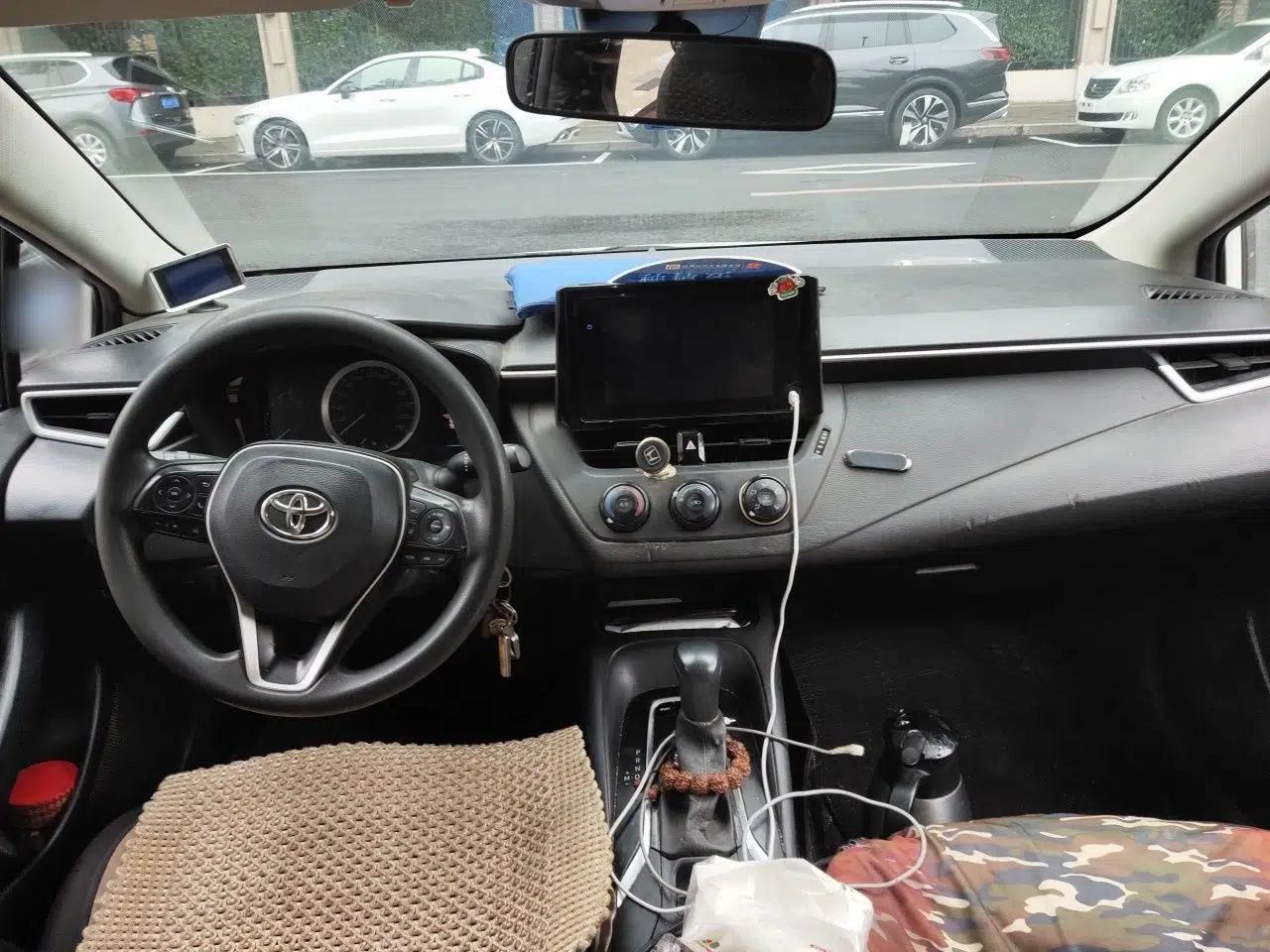 Toyota Corolla 2019 1.2T S-CVT GL Pioneer Edition — миниатюра 9