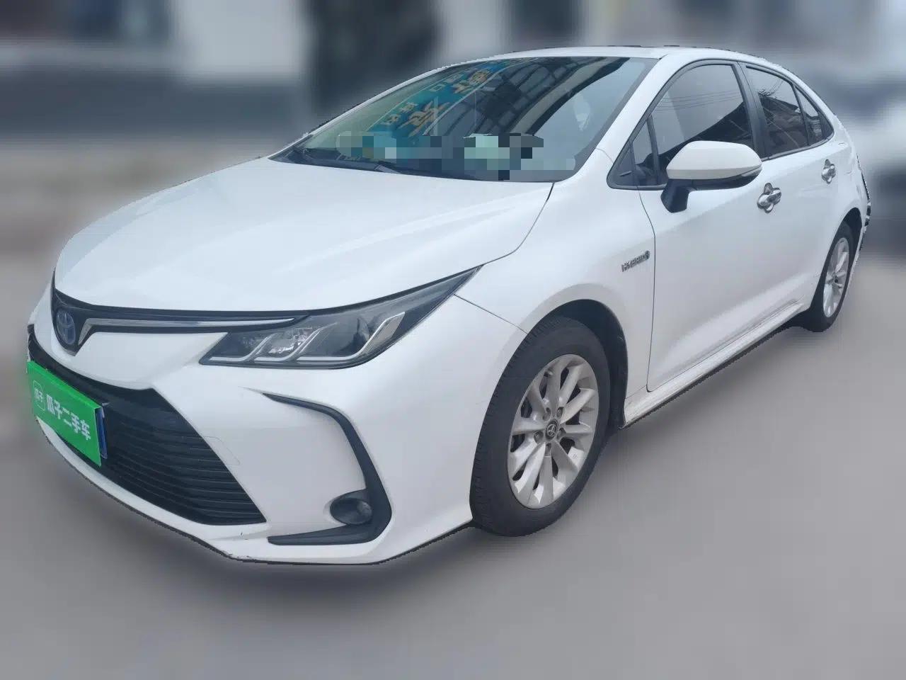 Toyota Corolla 2019 Dual-Engine 1.8L E-CVT GL-i Elite Edition — миниатюра 1