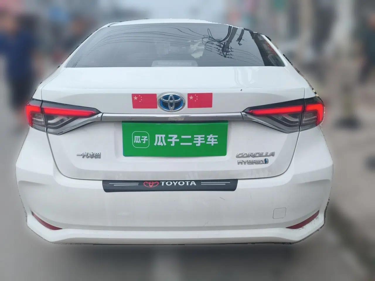 Toyota Corolla 2019 Dual-Engine 1.8L E-CVT GL-i Elite Edition — миниатюра 5