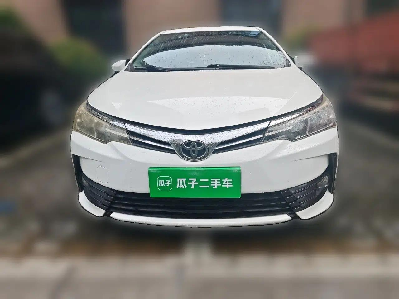 Toyota Corolla 2017 Revised Version 1.2T S-CVT GL — миниатюра 2