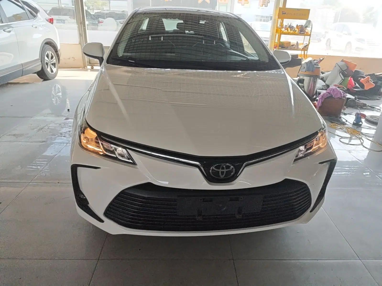Toyota Corolla 2019 1.2T S-CVT GL Pioneer Edition — миниатюра 2