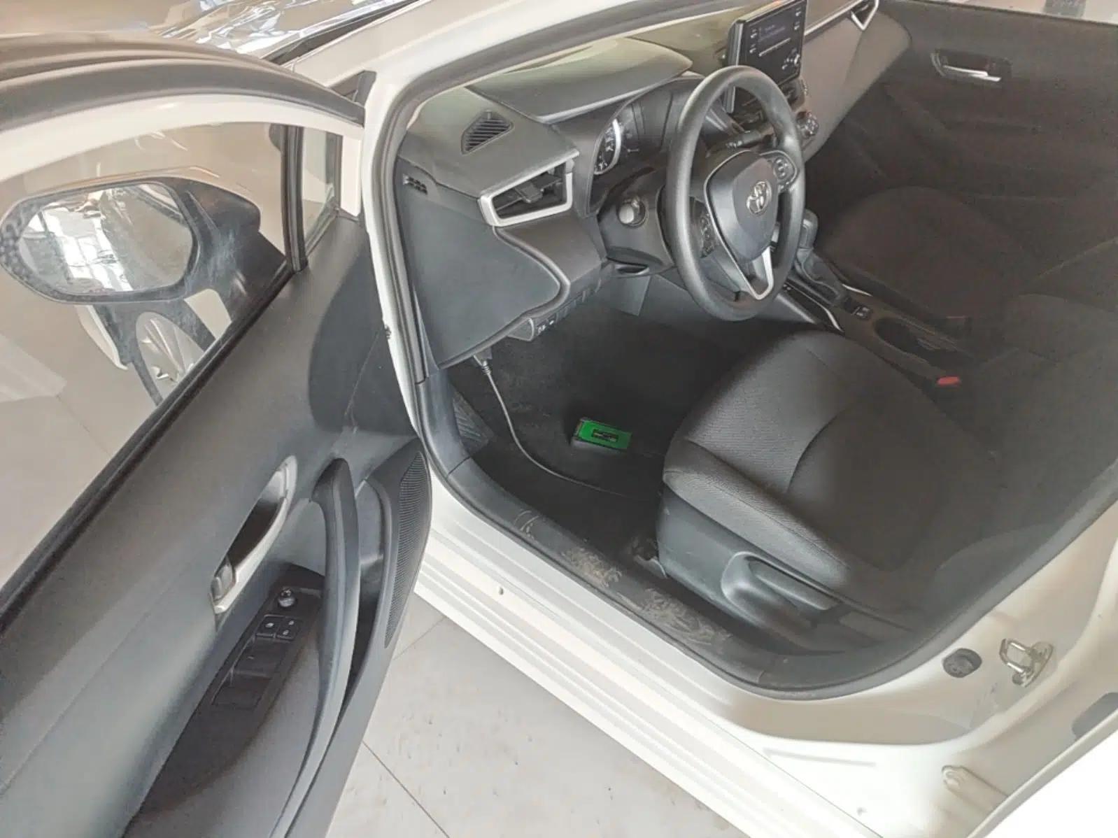 Toyota Corolla 2019 1.2T S-CVT GL Pioneer Edition — миниатюра 18