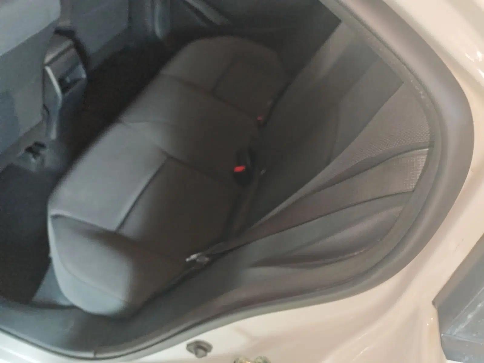 Toyota Corolla 2019 1.2T S-CVT GL Pioneer Edition — миниатюра 20