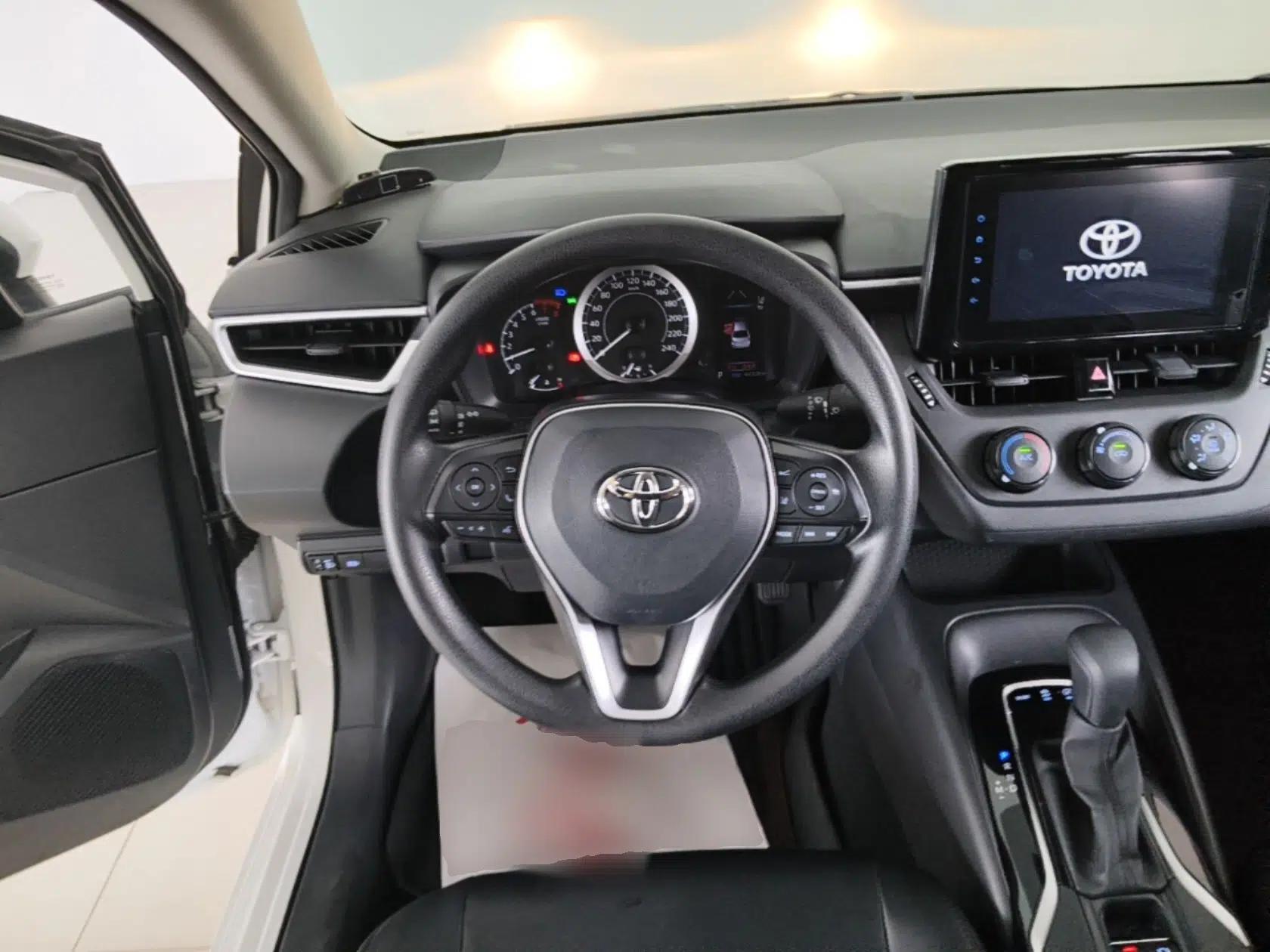 Toyota Corolla 2021 1.2T S-CVT Pioneer Edition — миниатюра 13