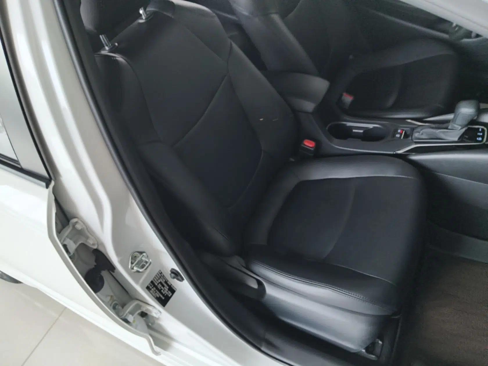 Toyota Corolla 2021 1.2T S-CVT Pioneer Edition — миниатюра 19