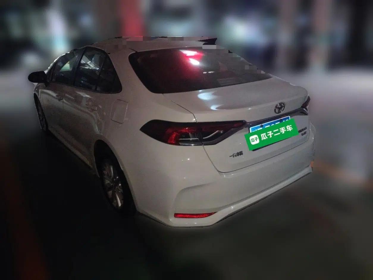Toyota Corolla 2019 1.2T S-CVT GL-i Luxury Edition — миниатюра 4