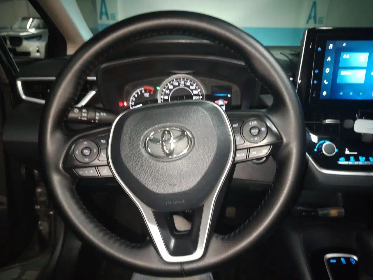 Toyota Corolla 2021 1.2T S-CVT Elite PLUS Edition — миниатюра 10