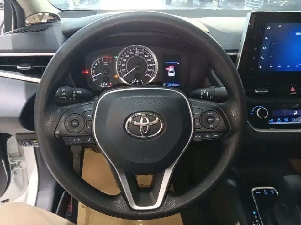 Toyota Corolla 2021 1.2T S-CVT Elite Edition — миниатюра 13