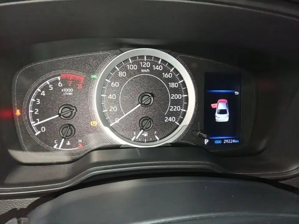 Toyota Corolla 2021 1.2T S-CVT Elite Edition — миниатюра 14