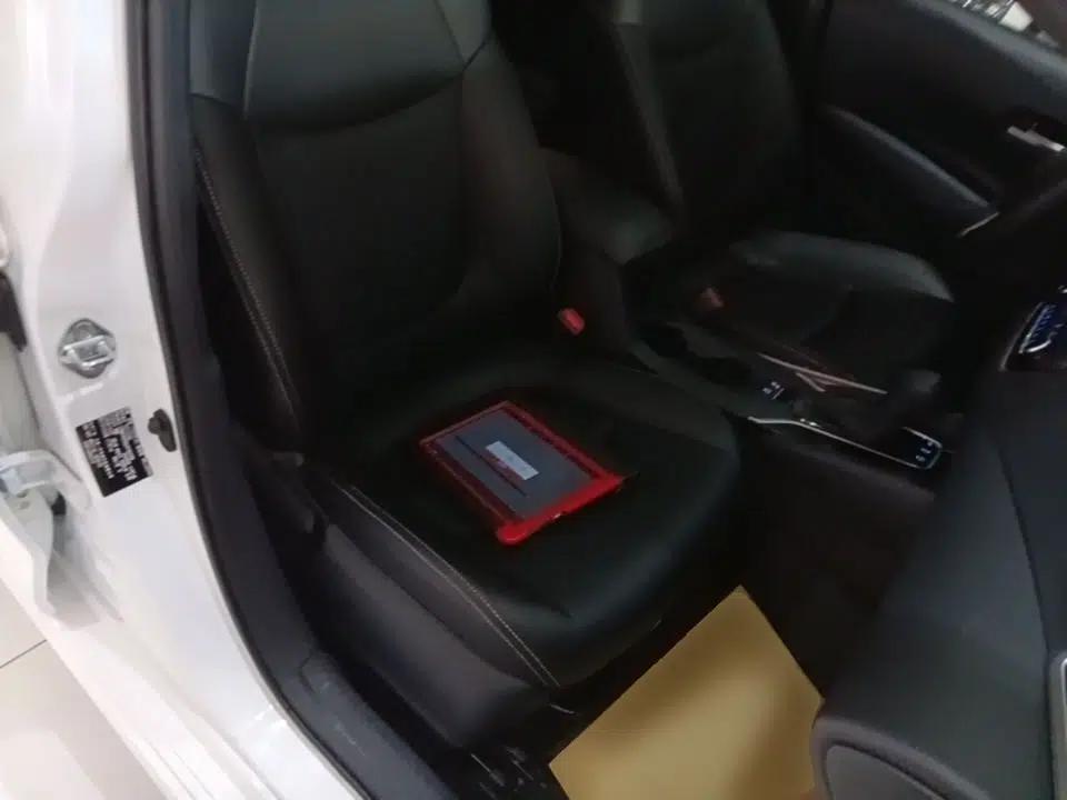 Toyota Corolla 2021 1.2T S-CVT Elite Edition — миниатюра 19