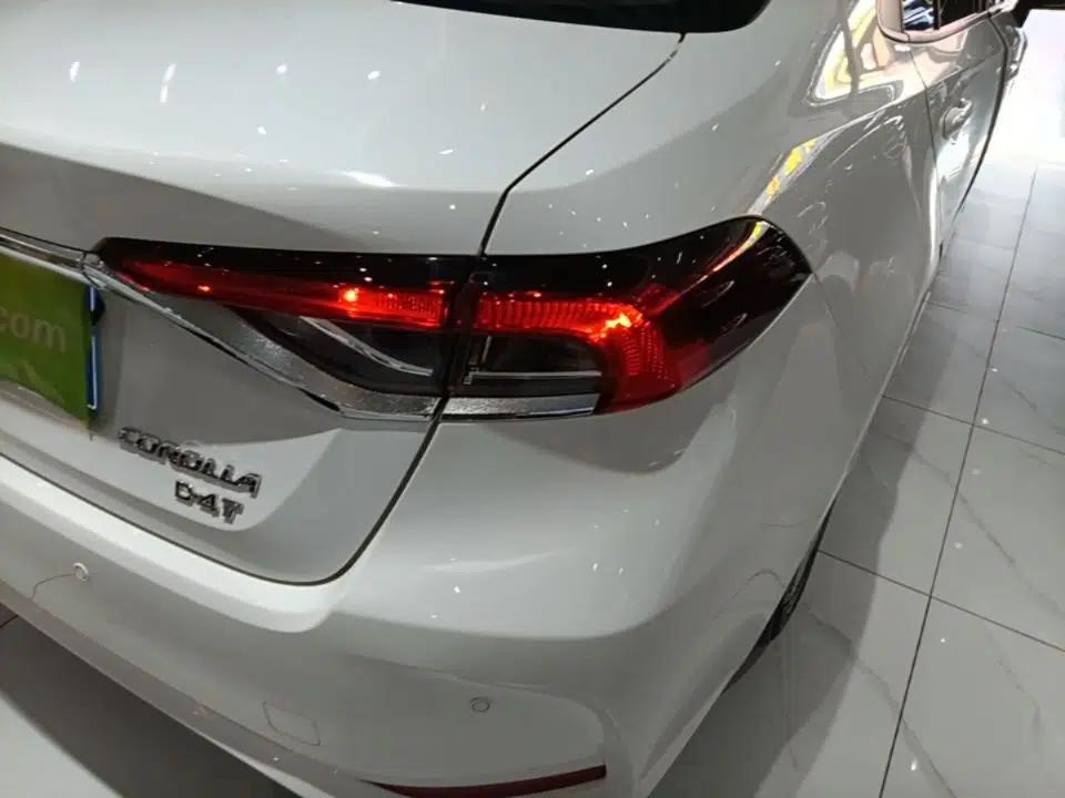 Toyota Corolla 2021 1.2T S-CVT Elite Edition — миниатюра 9