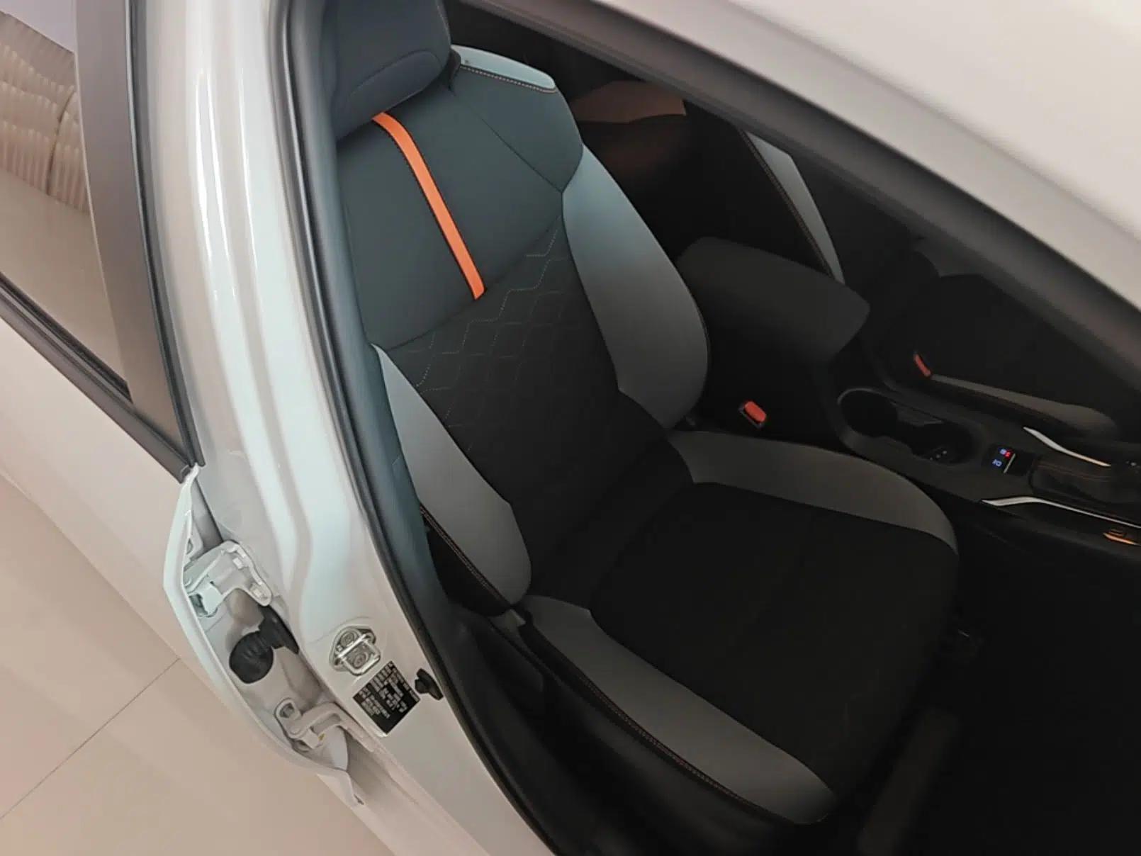 Toyota Corolla 2021 1.2T S-CVT Elite PLUS Edition — миниатюра 19