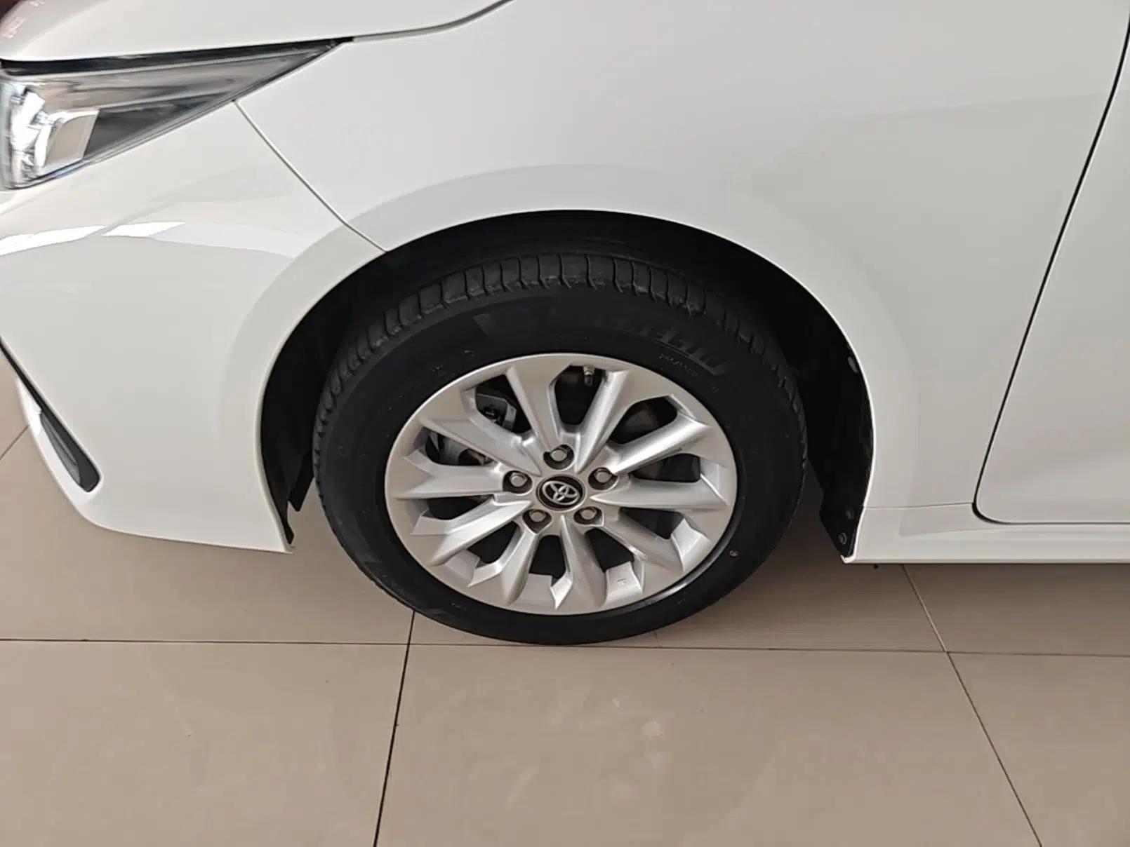 Toyota Corolla 2021 1.2T S-CVT Elite PLUS Edition — миниатюра 10