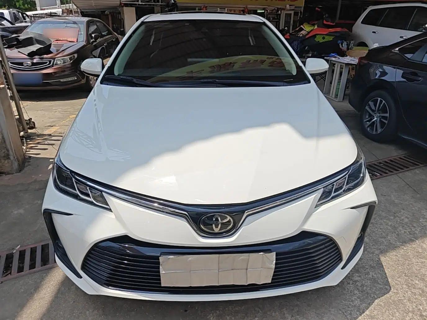 Toyota Corolla 2021 1.2T S-CVT Elite PLUS Edition — миниатюра 2