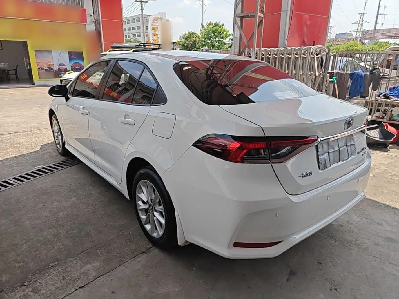 Toyota Corolla 2021 1.2T S-CVT Elite PLUS Edition — миниатюра 13