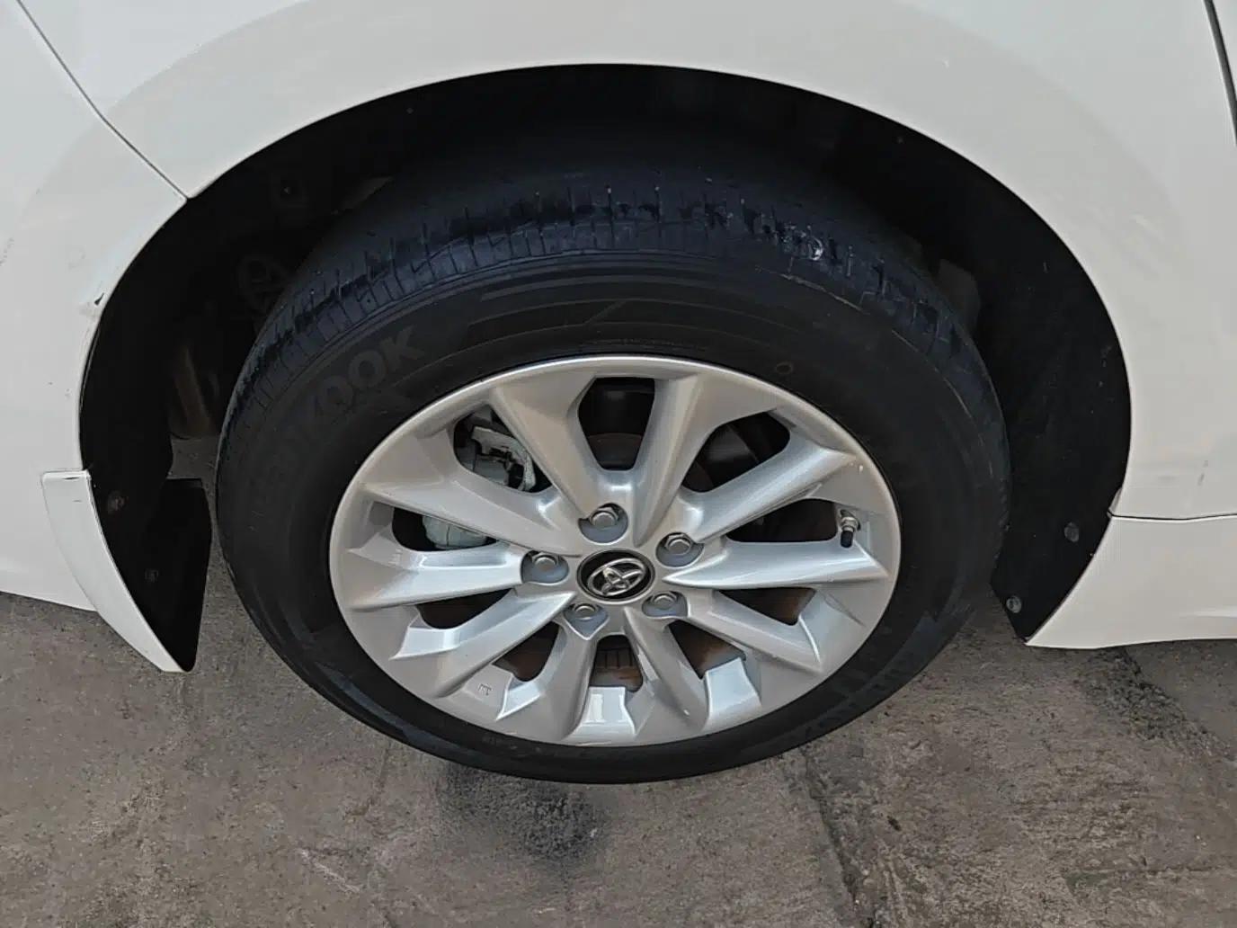 Toyota Corolla 2021 1.2T S-CVT Elite PLUS Edition — миниатюра 16