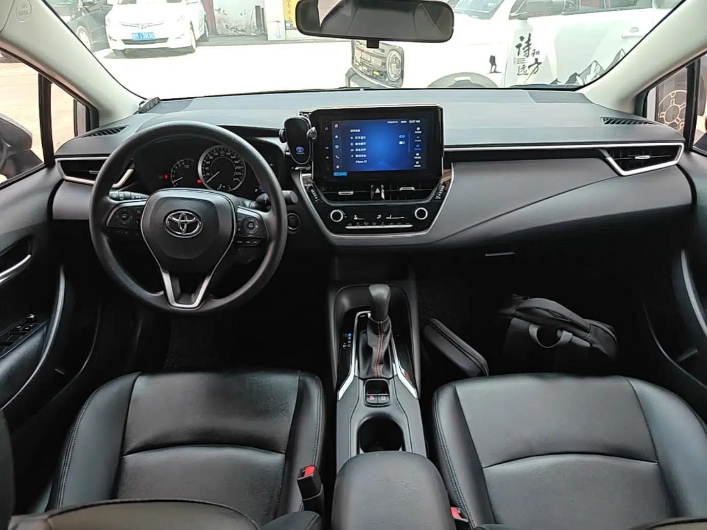 Toyota Corolla 2021 1.2T S-CVT Elite PLUS Edition — миниатюра 18