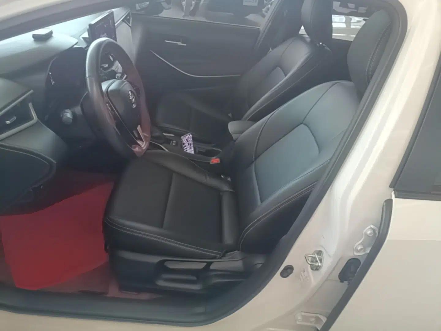 Toyota Corolla 2023 1.8L Smart Electric Hybrid Dual-Motor Elite Edition — миниатюра 17