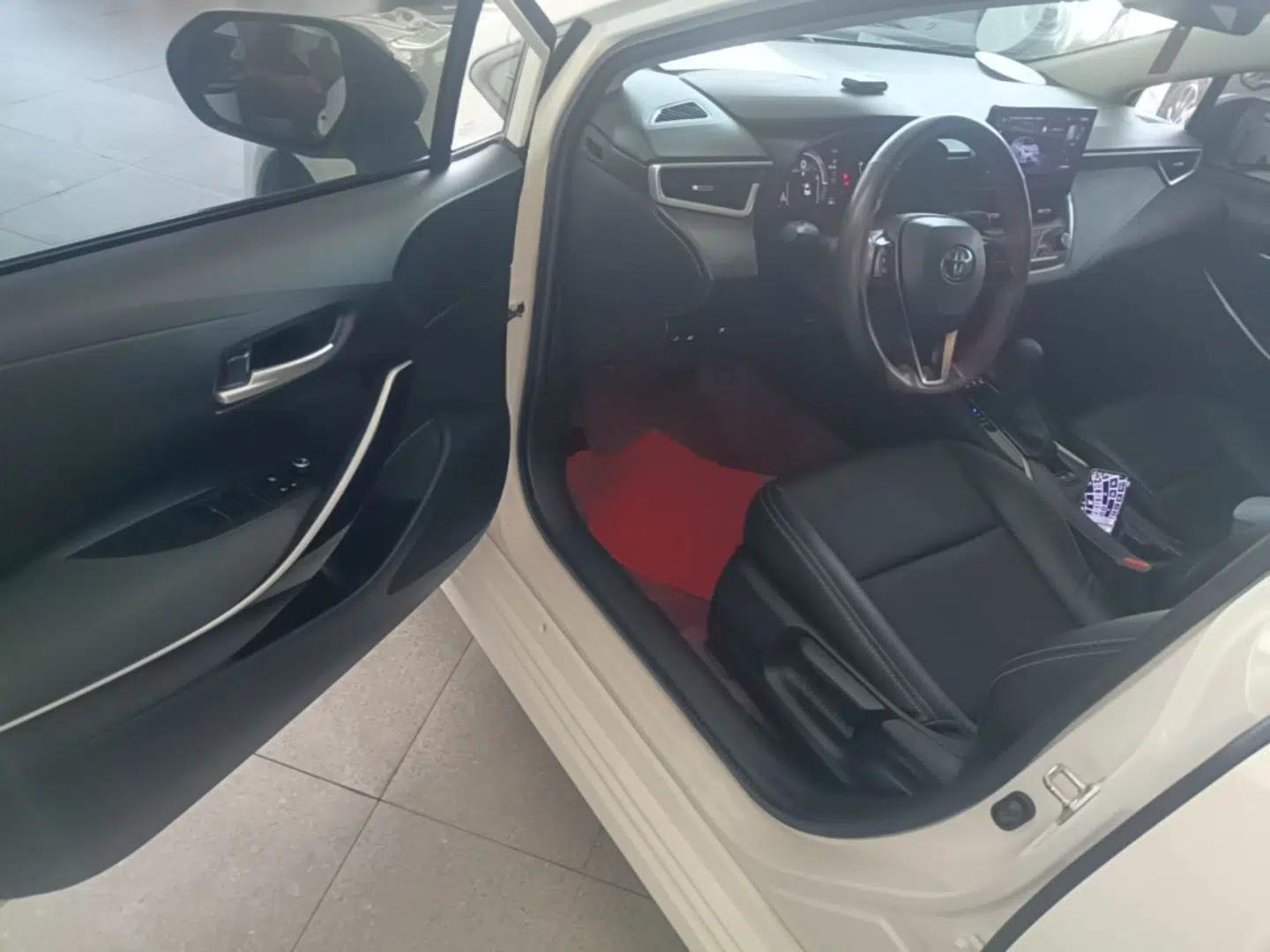 Toyota Corolla 2023 1.8L Smart Electric Hybrid Dual-Motor Elite Edition — миниатюра 18