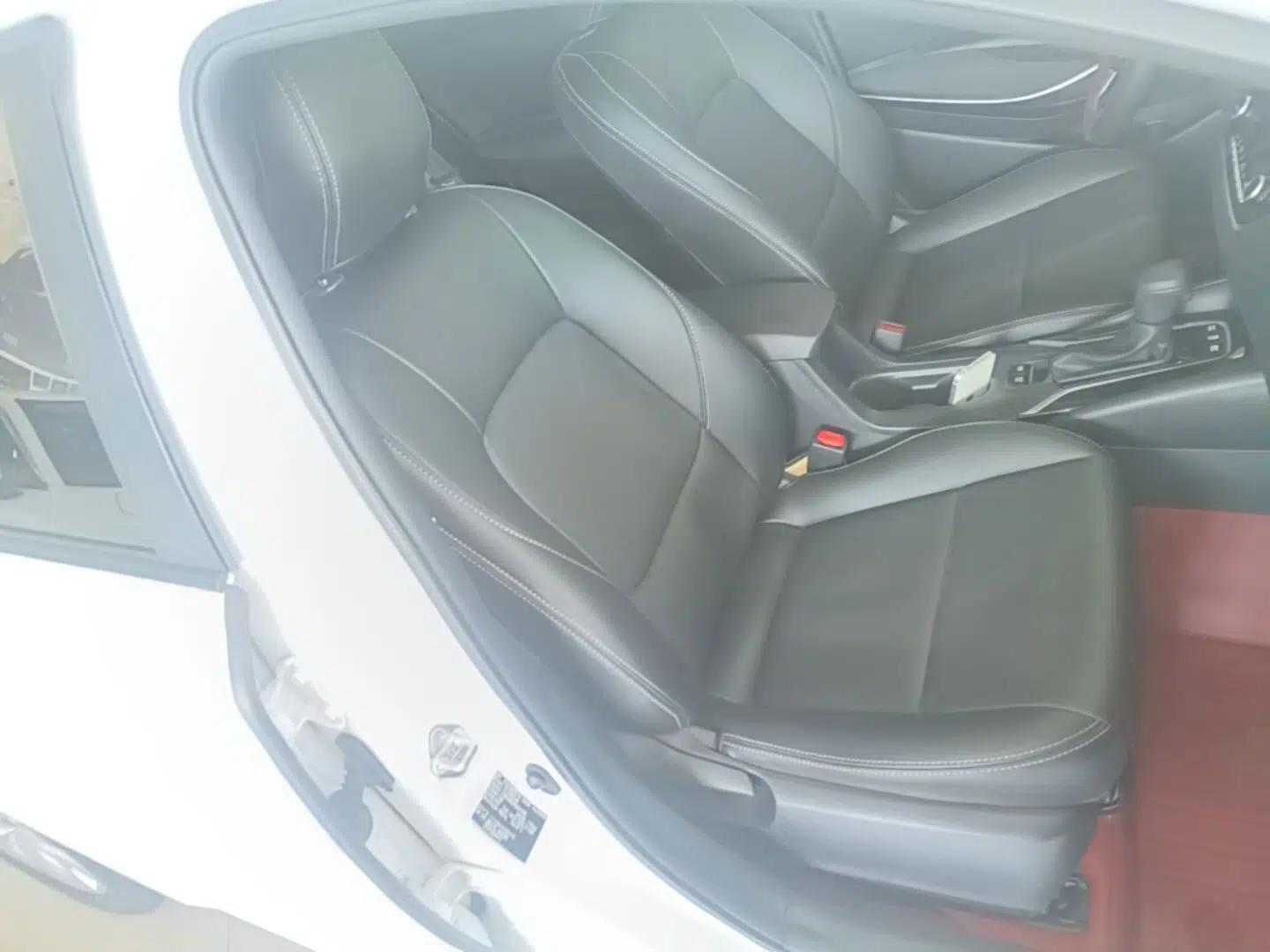 Toyota Corolla 2023 1.8L Smart Electric Hybrid Dual-Motor Elite Edition — миниатюра 19