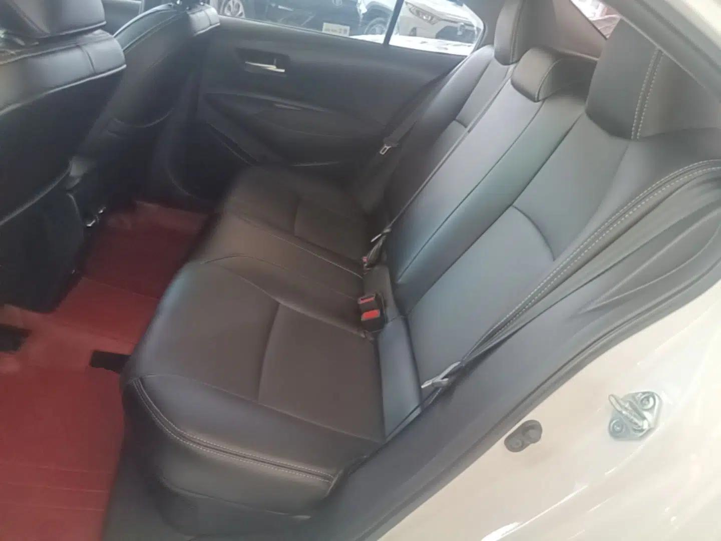 Toyota Corolla 2023 1.8L Smart Electric Hybrid Dual-Motor Elite Edition — миниатюра 20
