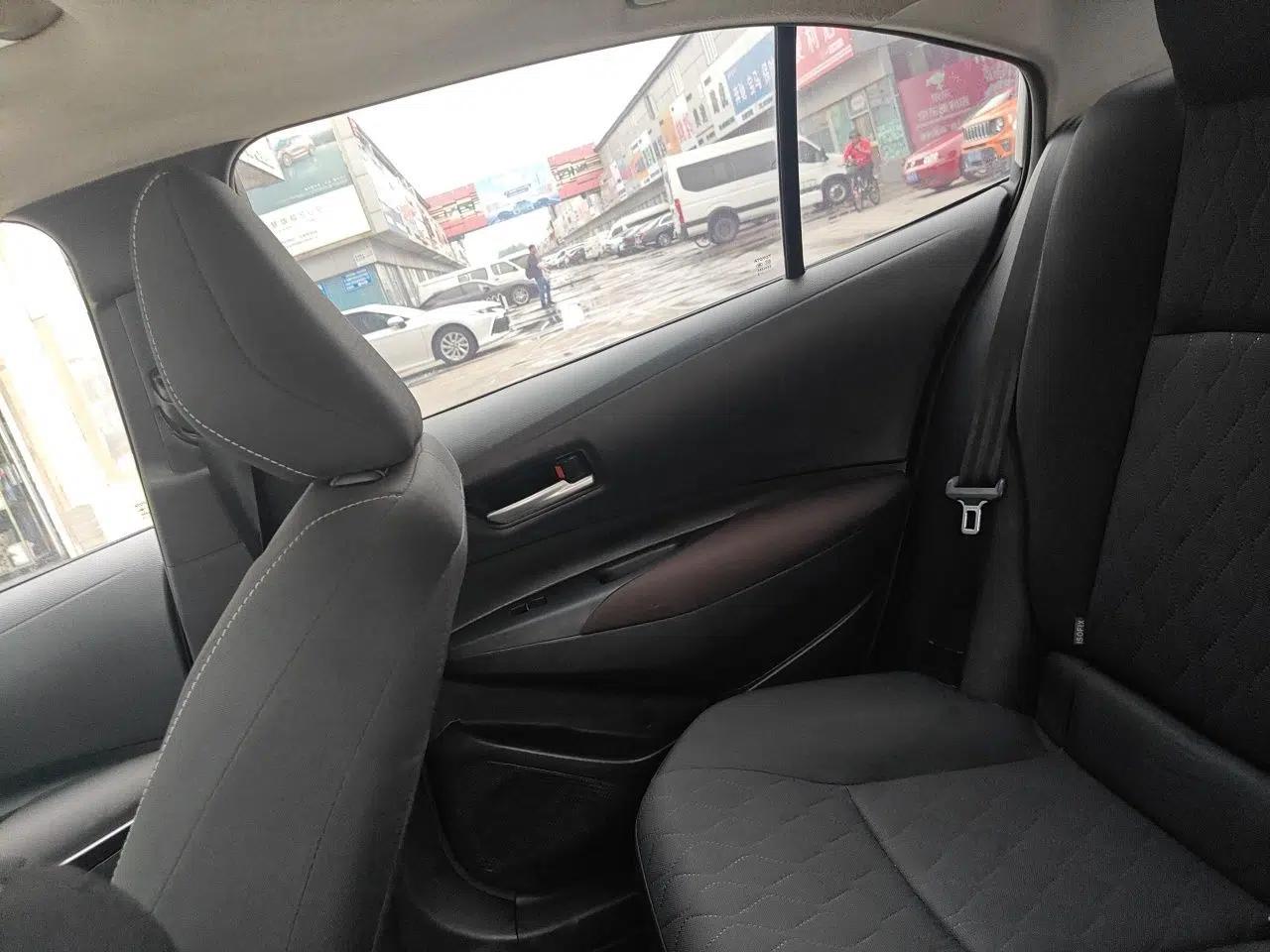 Toyota Corolla 2023 1.8L Smart Electric Hybrid Dual-Motor Elite Edition — миниатюра 17