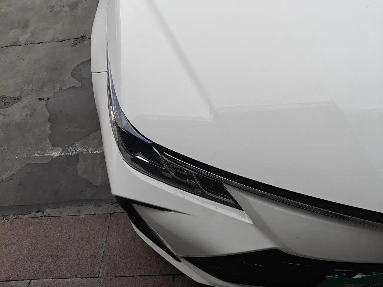 Toyota Corolla 2023 1.8L Smart Electric Hybrid Dual-Motor Elite Edition — миниатюра 7