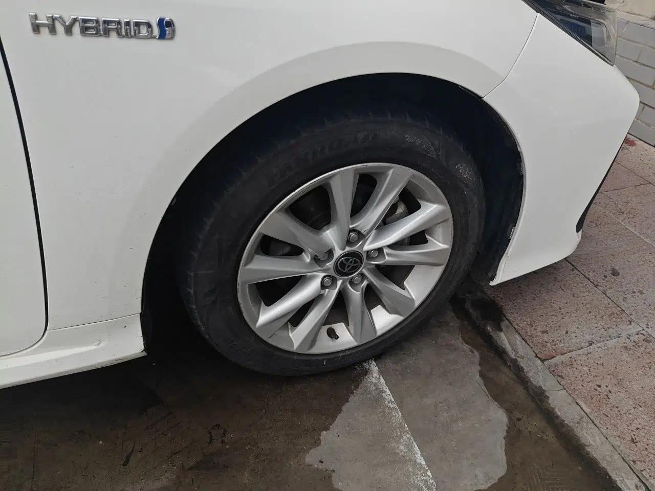 Toyota Corolla 2023 1.8L Smart Electric Hybrid Dual-Motor Elite Edition — миниатюра 8