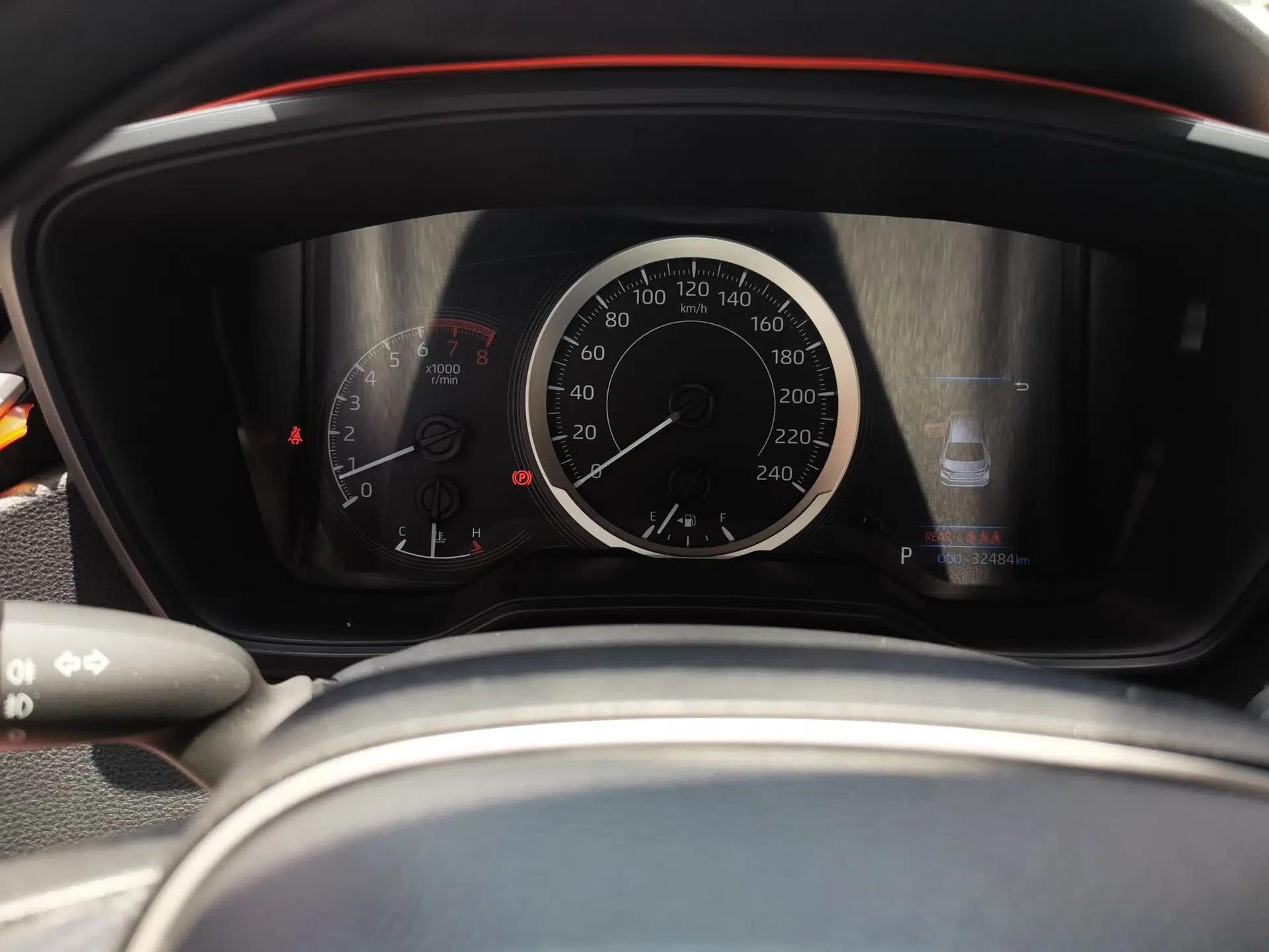 Toyota Corolla 2021 1.2T S-CVT Elite PLUS Edition — миниатюра 11